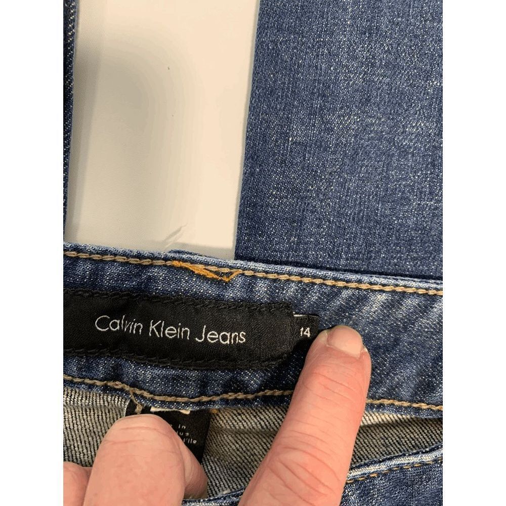 Calvin Klein Jean Lean Boot Cut Jean - Picture 8 of 9